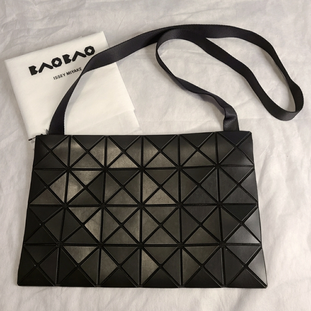 Bao Bao Issey Miyake Lucent Matte Crossbody -Black